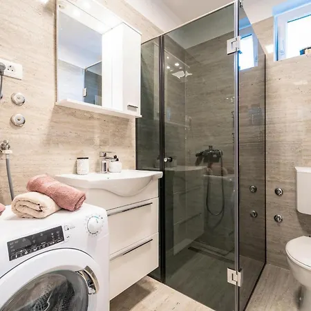 1 Bedroom Amazing In Apartment Biograd Na Moru